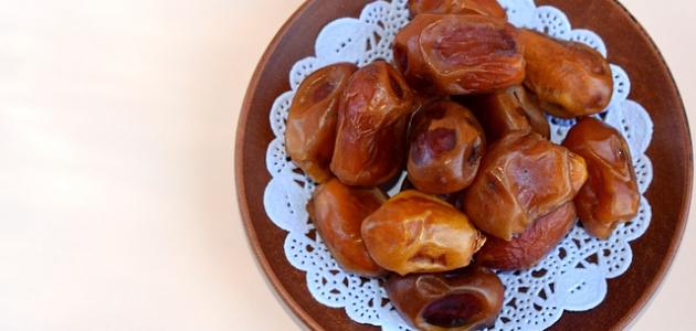 Dates and milk diet experiments