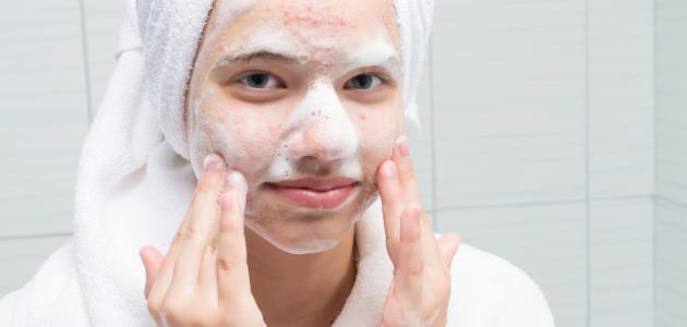 Savon naturel pour éliminer l'acné et ses effets