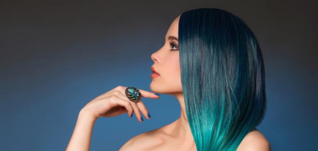 How to dye hair blue