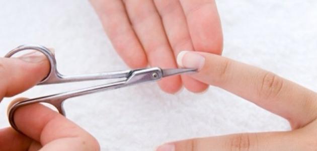Как чистить ногти