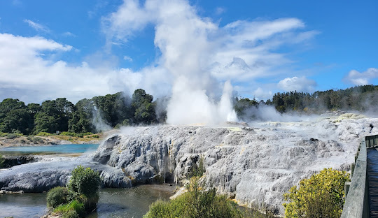 The most beautiful tourist attractions in Rotorua, New Zealand