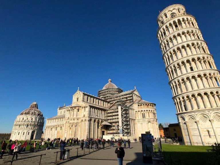 السياحة في بيزا الإيطالية وأهم مايمكنك القيام به