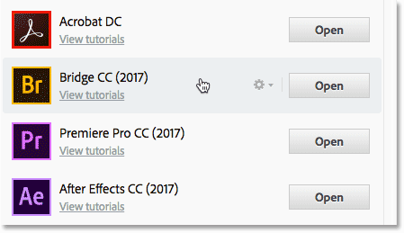 Приложение Creative Cloud показывает, что Bridge CC уже установлен.