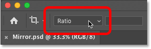 Establezca la opción de relación de aspecto para la herramienta Recortar a Relación en Photoshop