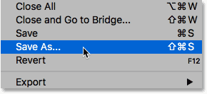 Выберите команду «Сохранить как» в Photoshop.