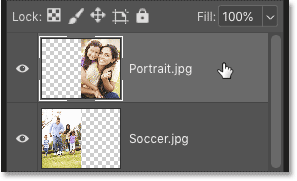 Выберите изображение на верхнем слое на панели «Слои» в Photoshop.