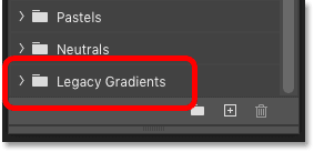 Legacy Gradients folder in the Gradients panel in Photoshop CC 2020