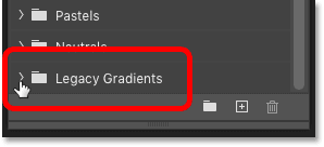 فتح مجموعة Legacy Gradients في لوحة Gradients في Photoshop