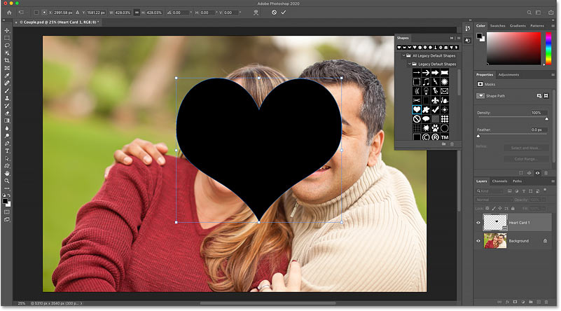 Die Initiale erscheint vor dem Bild im Photoshop-Dokument