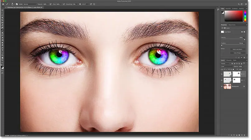 El efecto inicial del color de ojos del arcoíris en Photoshop está completo