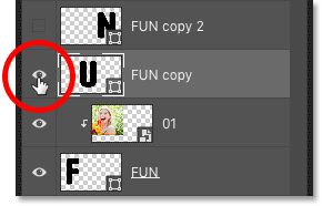 Включите второго персонажа на панели «Слои» в Photoshop.