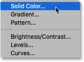 Choisissez un calque de remplissage de couleur unie dans Photoshop