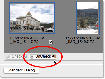 Clicking the UnCheck All button on Photo Downloader.
