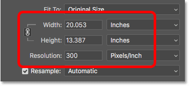 Диалоговое окно «Размер изображения» в Photoshop отображает размер печати в зависимости от текущего разрешения.