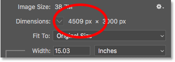 Текущая ширина изображения в пикселях в диалоговом окне «Размер изображения» в Photoshop.