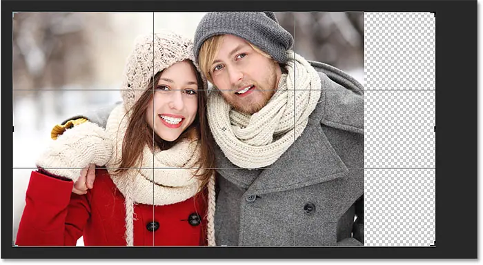 Photoshop добавляет дополнительное пустое пространство в правой части изображения.