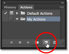 Cliquez sur l'icône Nouvelle action dans le panneau Actions. Image © 2016 Photoshop Essentials.com