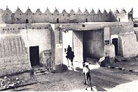 إحدى بوابات سور الكويت من الداخل